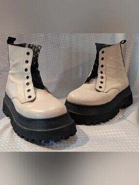 Zara Treaded Lug Sole White Platform Combat Boots